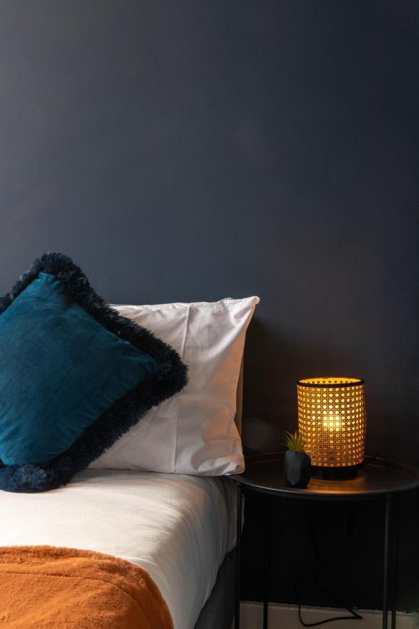 Stylish Jewellery Quarter Apartment Sleeps 4 Бирмингам Екстериор снимка